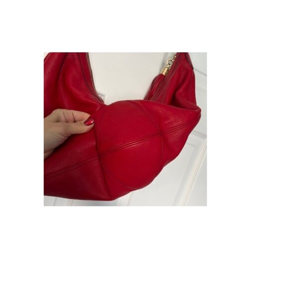 Authentic Gucci Soho red pebbled calf skin leather shoulder bag - Picture 4 of 16